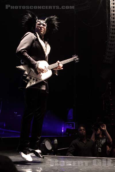 M - 2010-06-11 - PARIS - Zenith - 